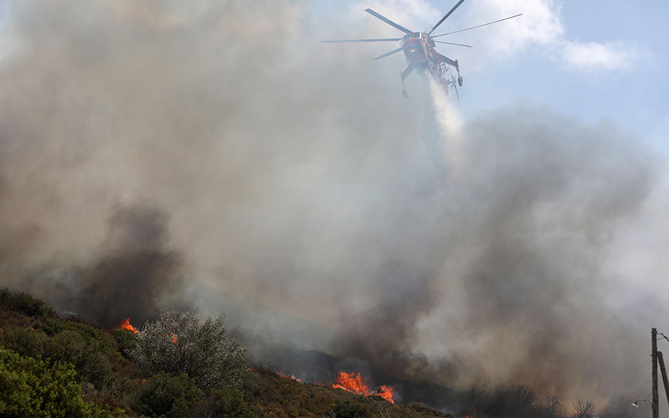 φωτιά-τώρα-στο-παραδείσι-της-κω-561475084
