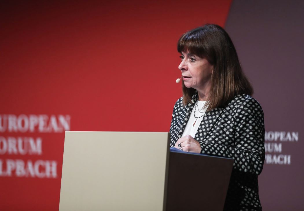 σακελλαροπούλου-οι-καρδιές-μας-βρίσκ-561474310