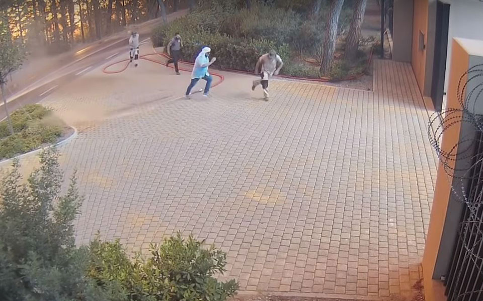 tatoi-club-βίντεο-ντοκουμέντο-από-τη-φωτιά-στη-561475342