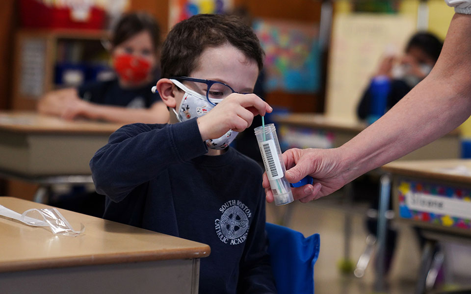 πανδημία-μυωπίας-στα-παιδιά-αποτέλ-561458212