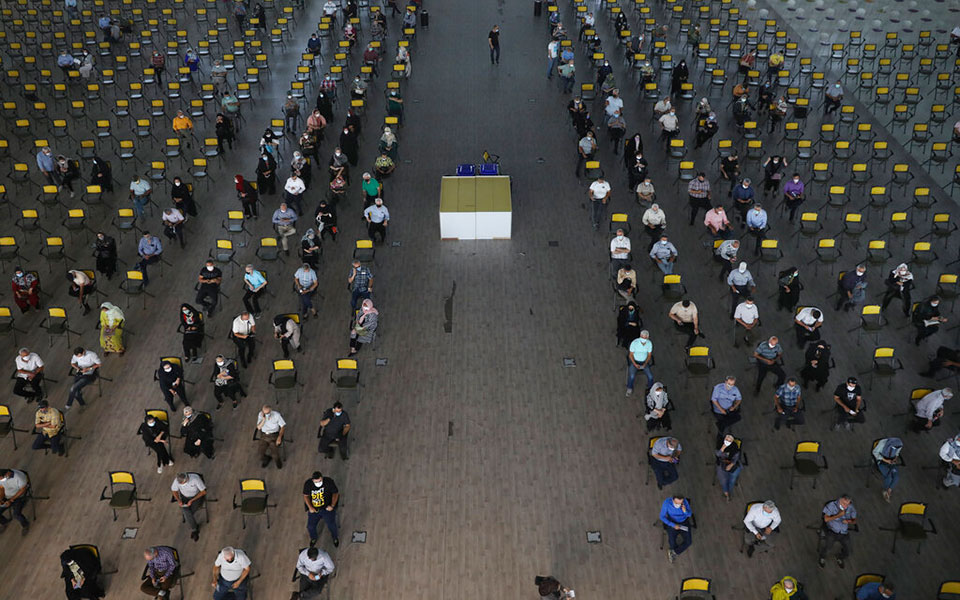 τρίτη-δόση-τα-πρώτα-ευρήματα-για-το-εμβ-561475312