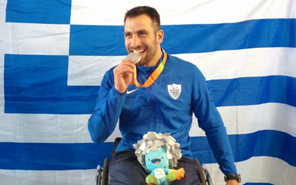 παραολυμπιακοί-αγώνες-χάλκινο-μετάλ-561474679