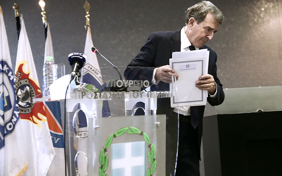 Χρυσοχοΐδης: Αποχωρώ από το υπουργείο, όχι από τον δημόσιο βίο-1