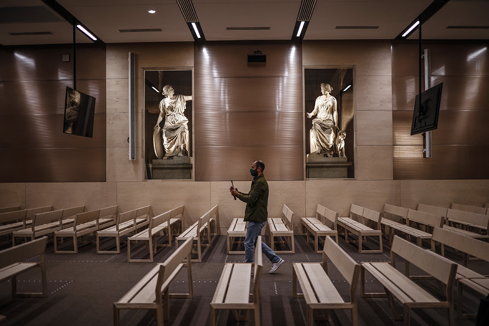 προς-την-λύτρωση-561484369