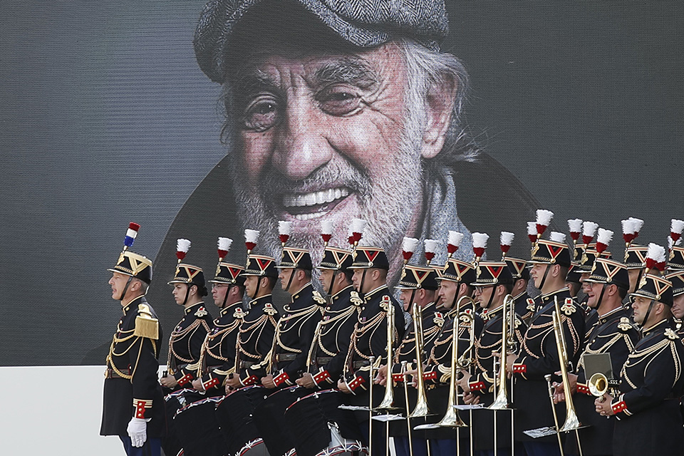 ενα-ακόμη-αντίο-561493333