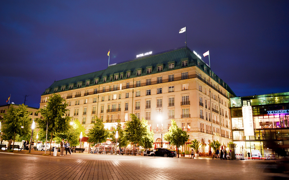 αύξηση-του-τζίρου-ξενοδοχείων-εστίασ-561483640