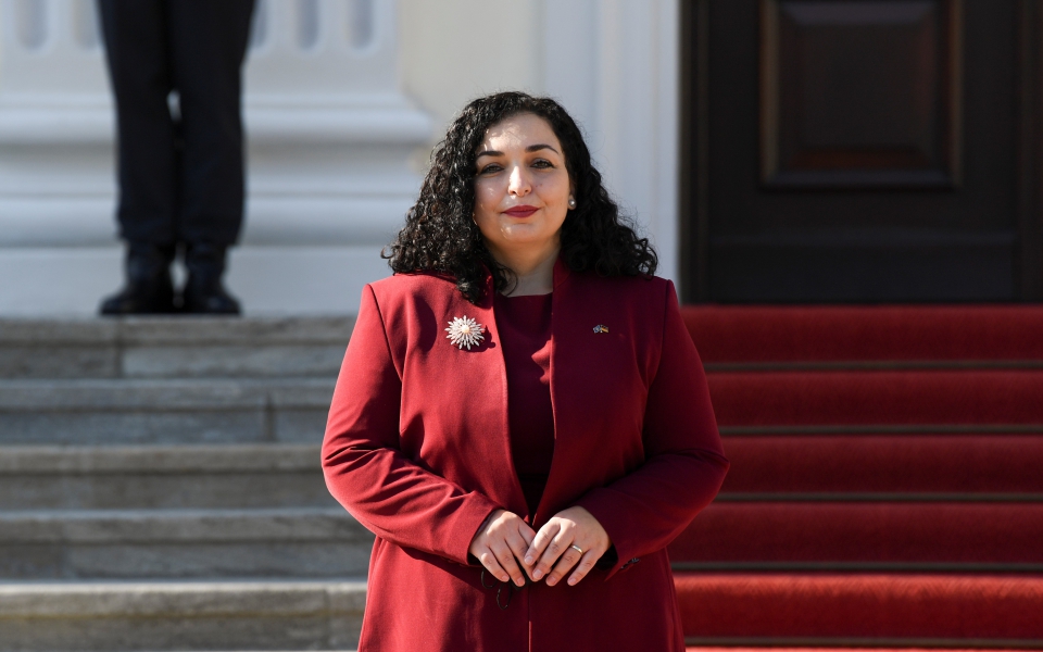 κόσοβο-βιόσα-οσμάνι-η-νεότερη-αρχηγός-561507013