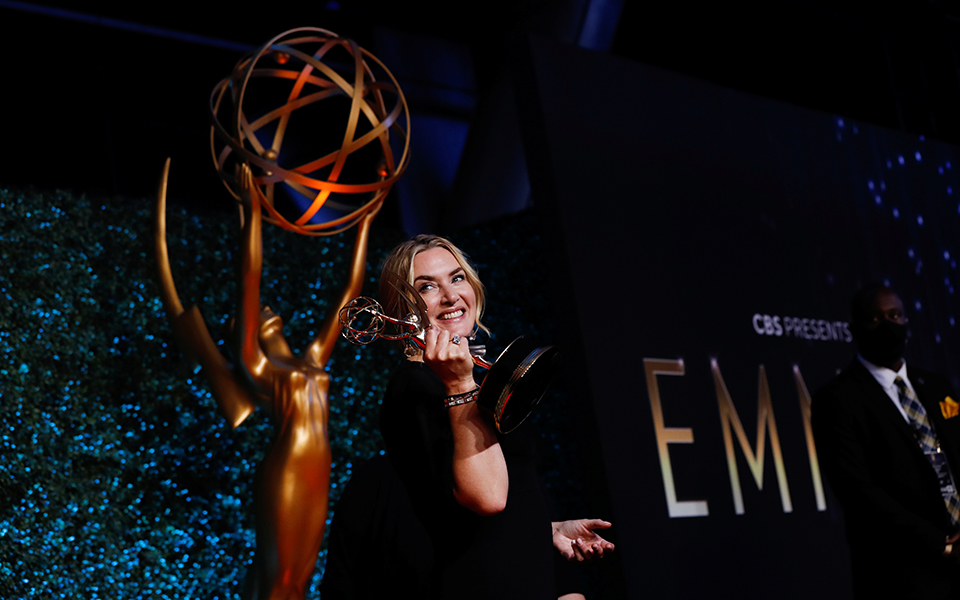 Βραβεία Έμμυ: Κυριαρχία του Netflix, σάρωσαν Crown και Queen’s Gambit-6