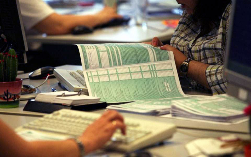 έως-απόψε-η-υποβολή-φορολογικών-δηλώσ-561498853
