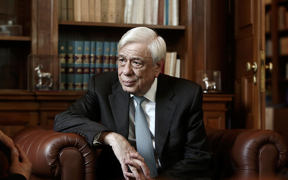 πρ-παυλόπουλος-στη-σαλαμίνα-οι-έλληνε-561516766