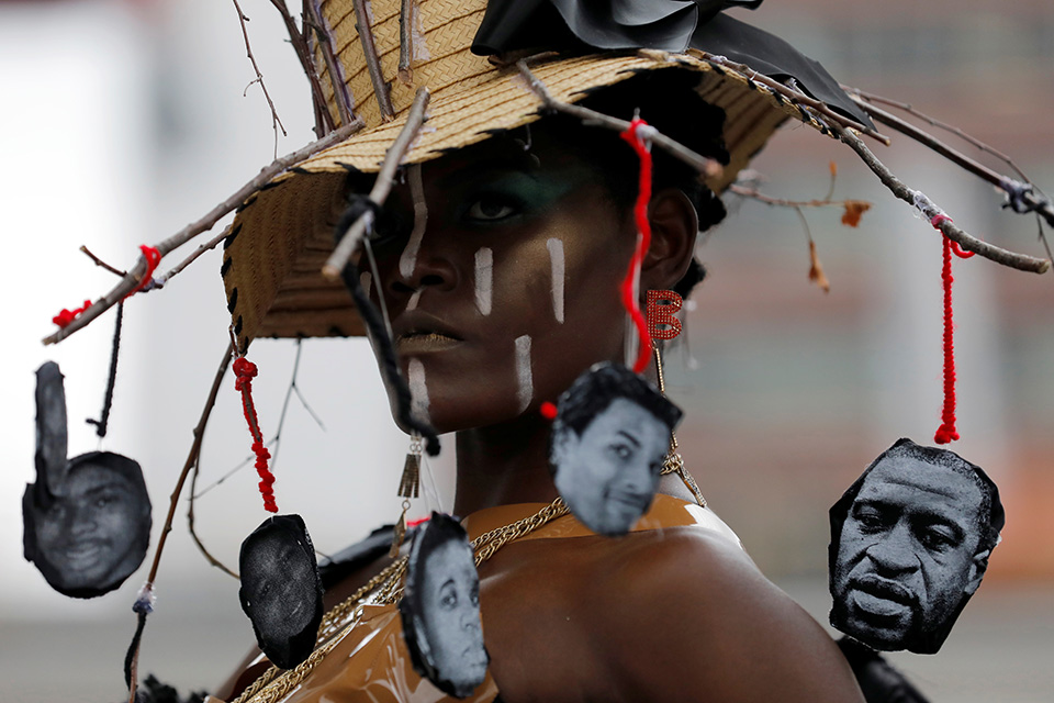 Σαν υπενθύμιση;