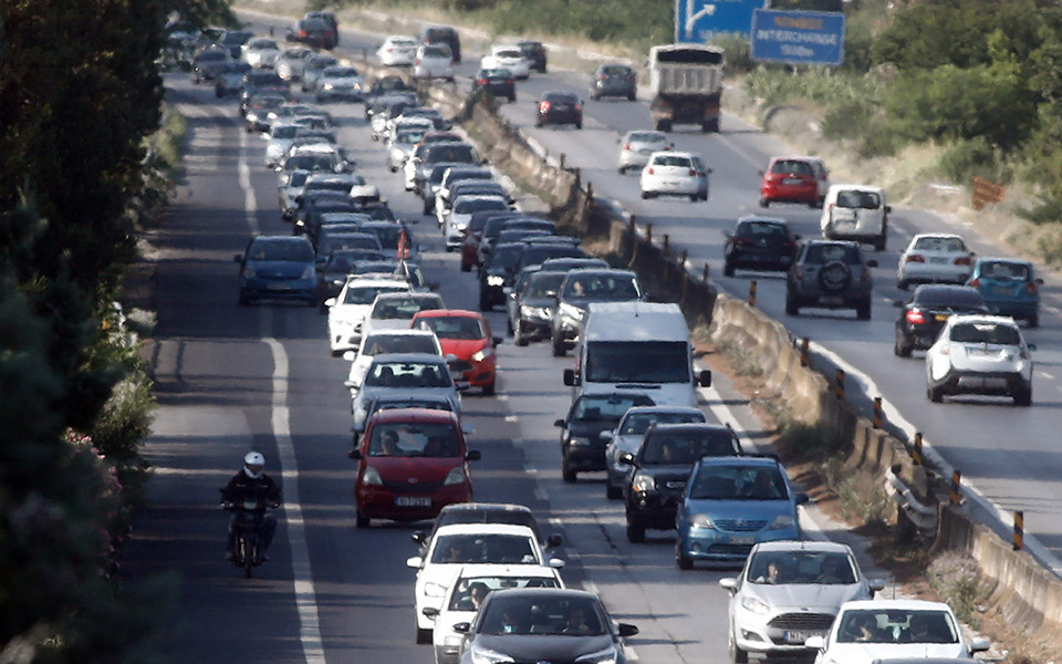 έρευνα-ο-θόρυβος-από-οχήματα-και-τρένα-561492037