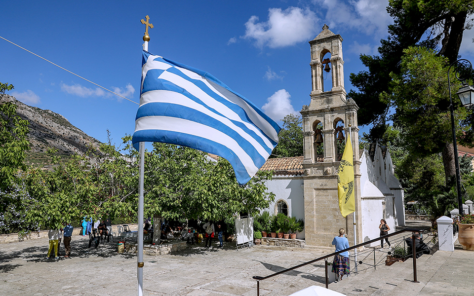 Κρήτη: «Πρεμιέρα» για την πρώτη εκκλησία – εμβολιαστικό κέντρο στις Αρχάνες-1