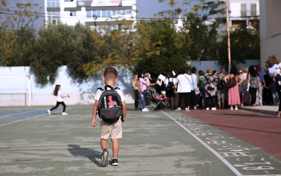 με-τον-καθιερωμένο-αγιασμό-άρχισε-η-νέ-561496633