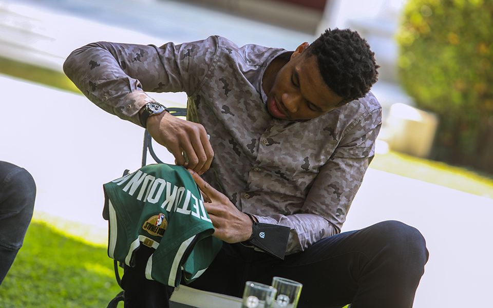 Σακελλαροπούλου σε Αντετοκούνμπο: Είστε πρότυπα για όλα τα παιδιά-6