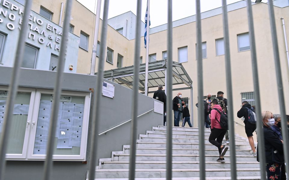 επαλ-σταυρούπολης-σε-αστυνομικό-κλοι-561518461