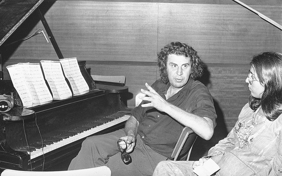 μίκης-θεοδωράκης-ο-επιτάφιος-60-χρόνι-561483475