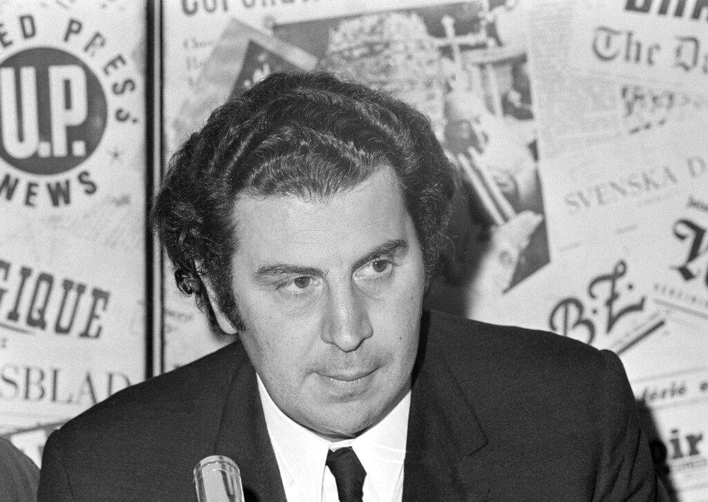 pethane-o-mikis-theodorakis8