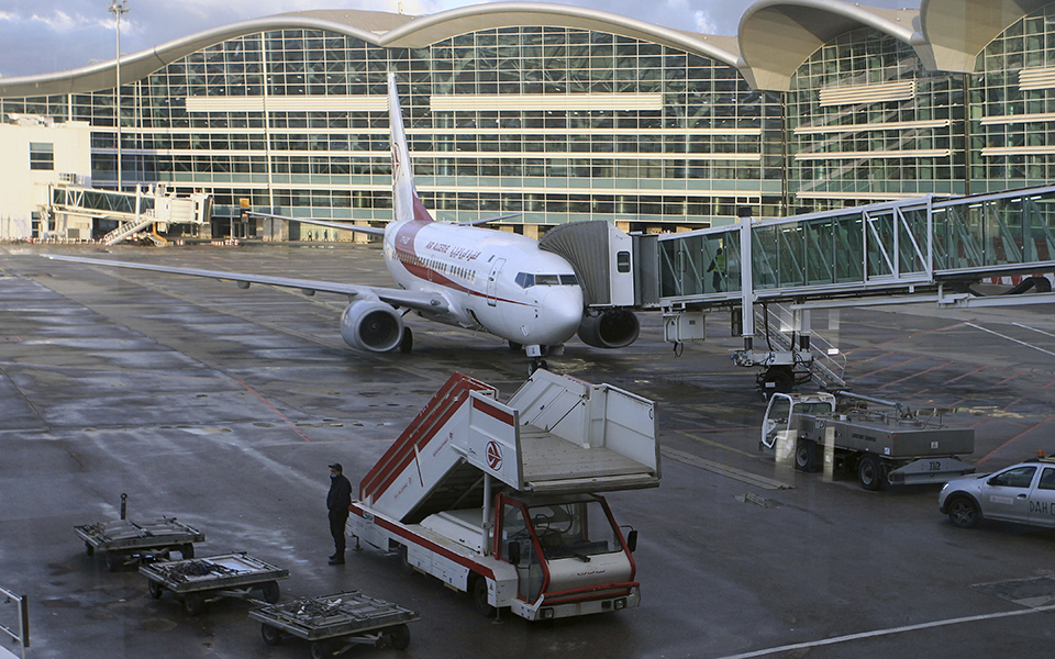 αλγερία-κλείνει-τον-εναέριο-χώρο-της-γ-561509026