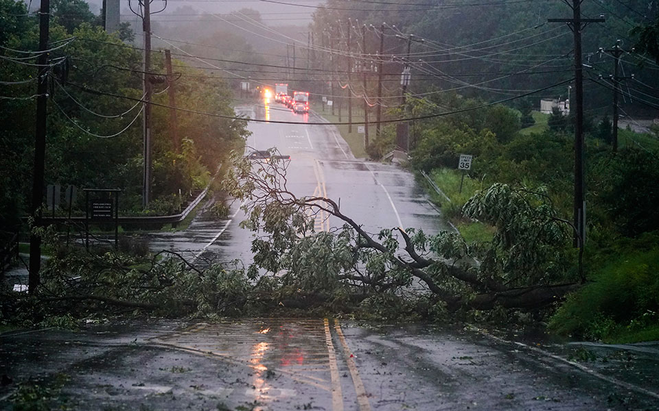 τυφώνας-άιντα-εννέα-νεκροί-σε-νέα-υόρκ-561483778