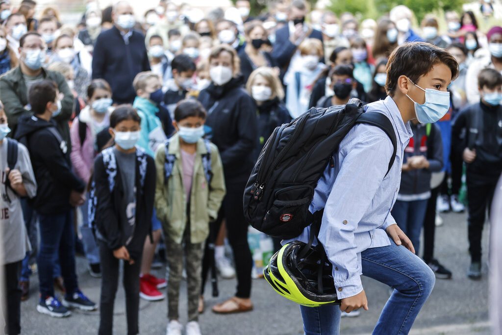 κορωνοϊός-γαλλία-πρώτο-κουδούνι-με-561483661