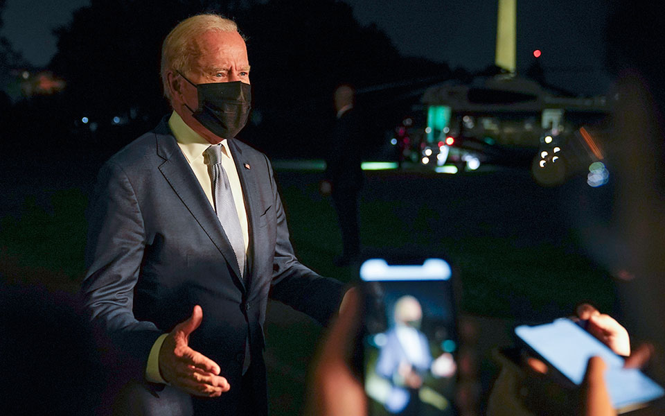 μπάιντεν-πάνω-από-100-δισ-δολάρια-το-κόστ-561498907