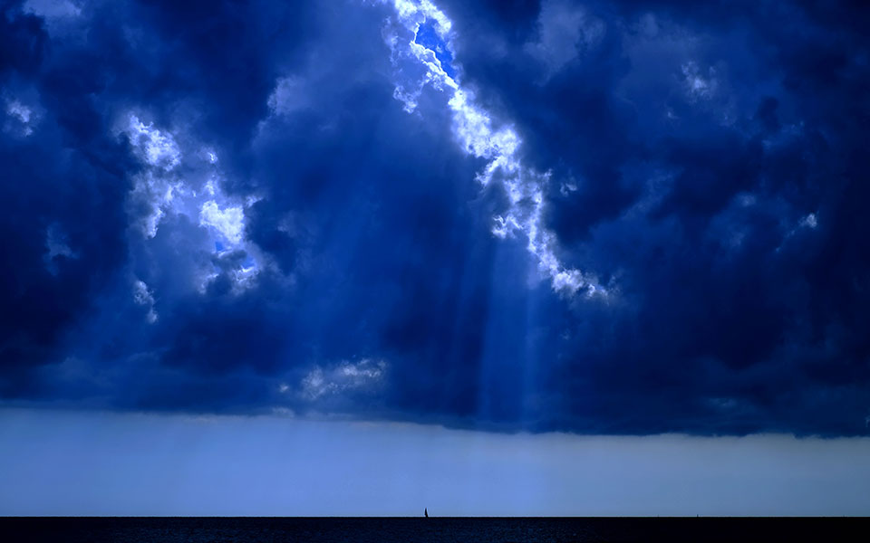 η-καταιγίδα-σαμ-ενισχύθηκε-σε-τυφώνα-561511108