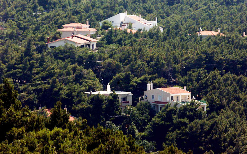 δηλώσεις-για-αυθαίρετες-κατοικίες-σε-561489181