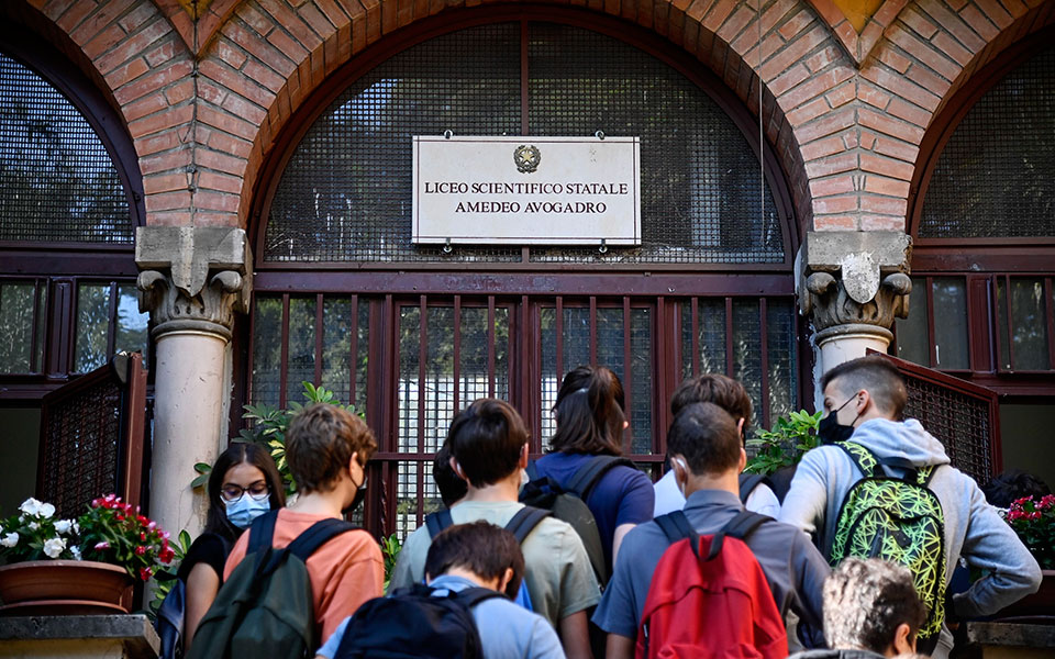 υποχρεωτικό-πάσο-εμβολιασμού-σε-δημό-561499882