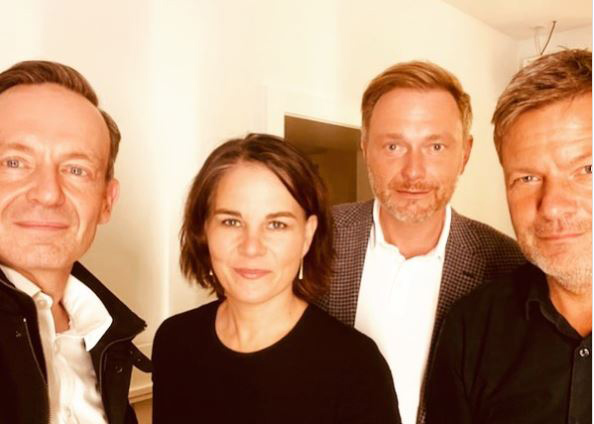 γερμανικές-εκλογές-πράσινοι-και-φιλε-561517963