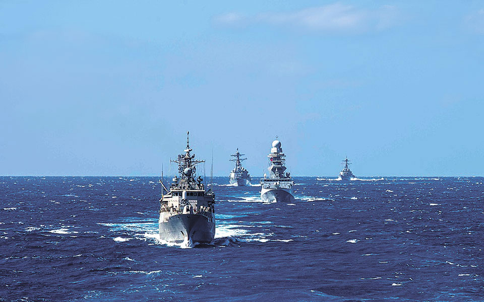 γαλλικές-φρεγάτες-aποκατάσταση-ισορρ-561517042