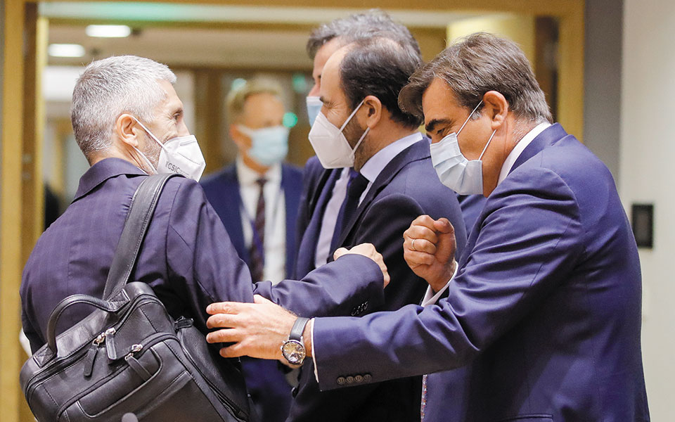 διχογνωμία-για-τους-αφγανούς-στην-ε-ε-561481600