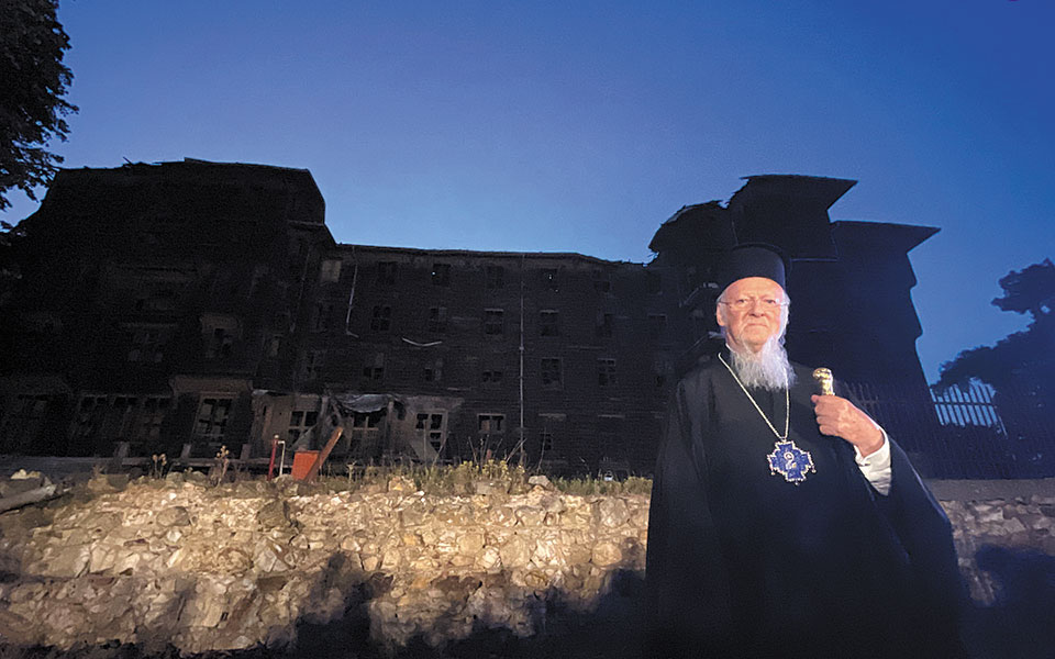 Συστράτευση για να σωθεί το ξύλινο ορφανοτροφείο της Πριγκίπου στον Μαρμαρά-1