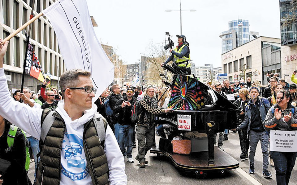 ναι-αλλά-δεν-φοβήθηκες-το-μπότοξ-α-561483028