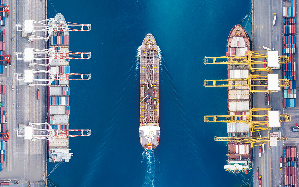κρίσιμες-για-την-ελληνική-ναυτιλία-οι-561483421