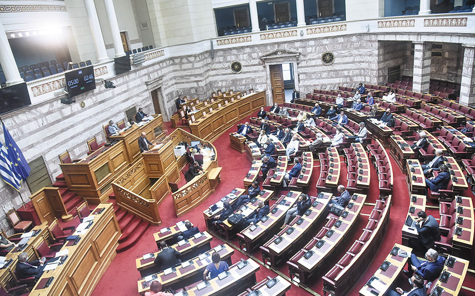 μετωπική-στη-βουλή-με-επίκεντρο-το-ασφ-561482809