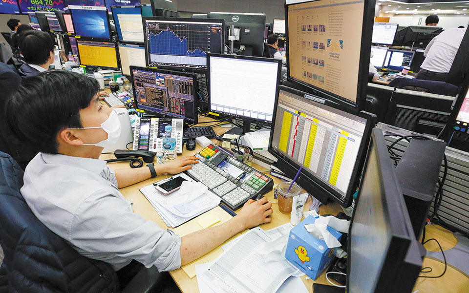 ανοδικά-η-ευρώπη-με-εξαίρεση-τη-φρανκφ-561482782