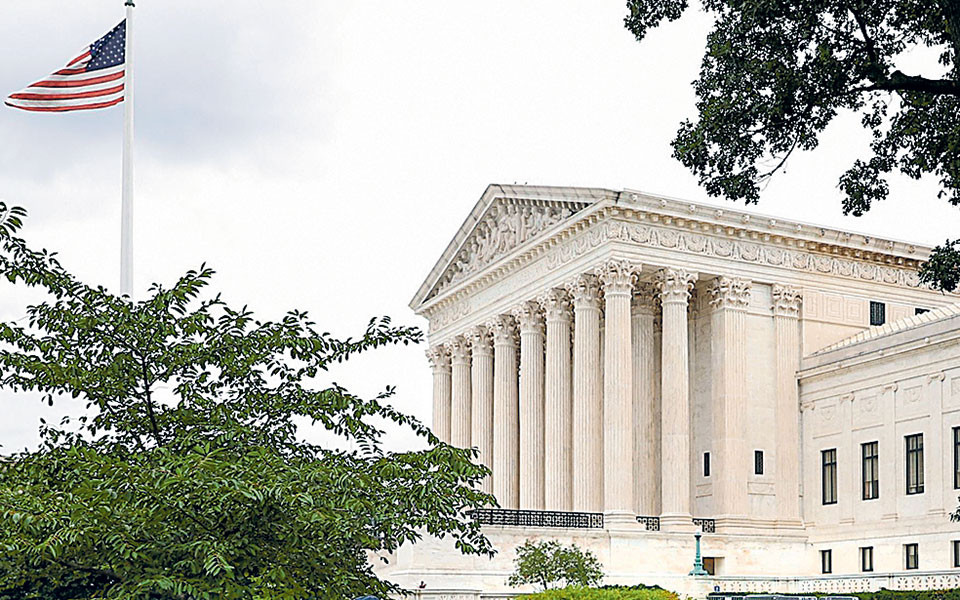 αμβλώσεις-τας-χείρας-του-νίπτει-το-ανώ-561484702