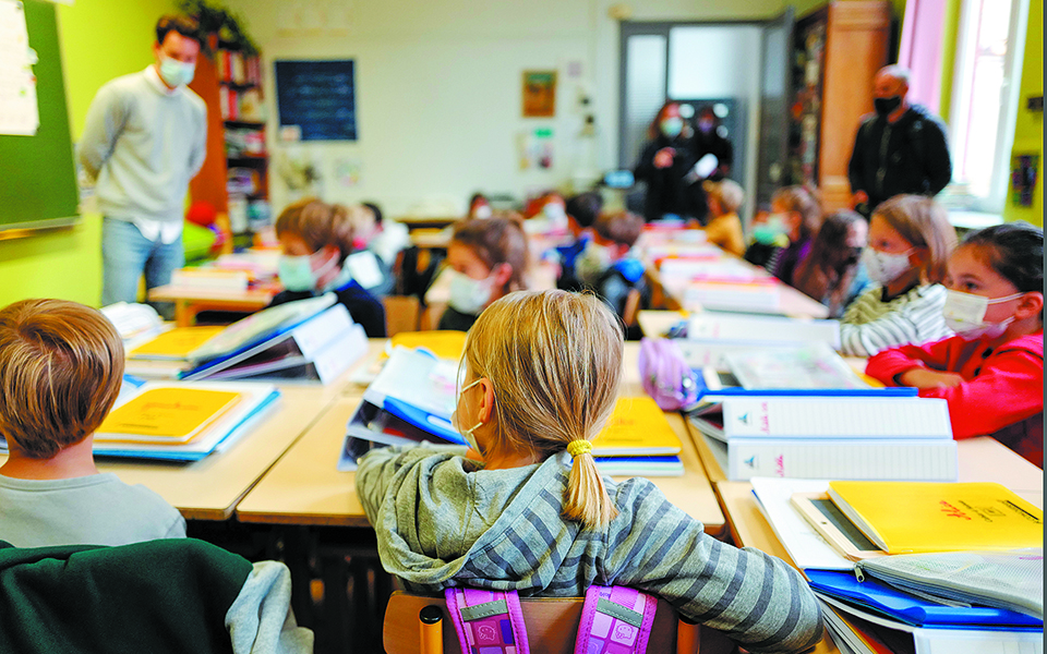 σχολεία-συγκρατημένη-αισιοδοξία-για-561486589