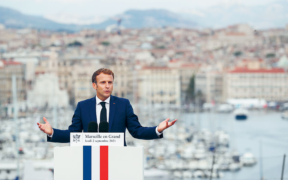 σχέδια-αύξησης-του-κατώτατου-μισθού-σ-561489064