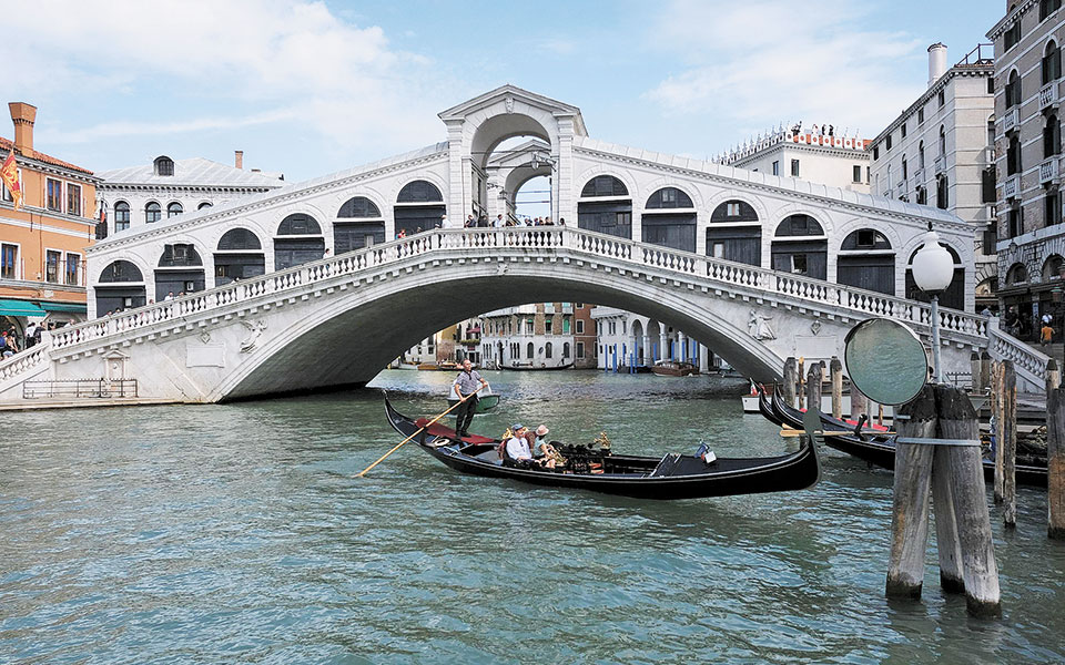 Η Βενετία βάζει φρένο στον υπερτουρισμό-1