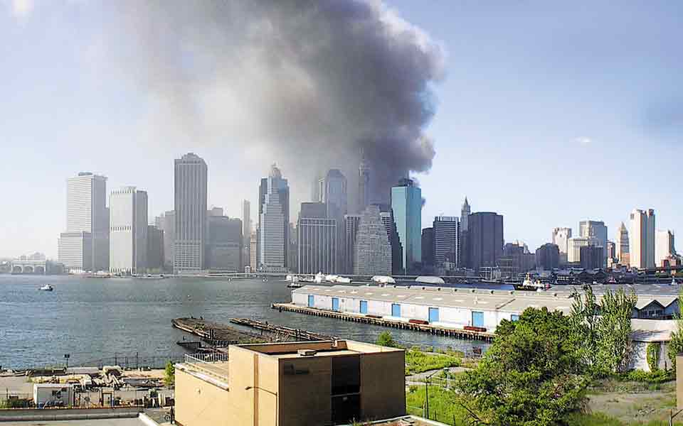 τρόμος-πάνω-από-το-χόλιγουντ-561494413