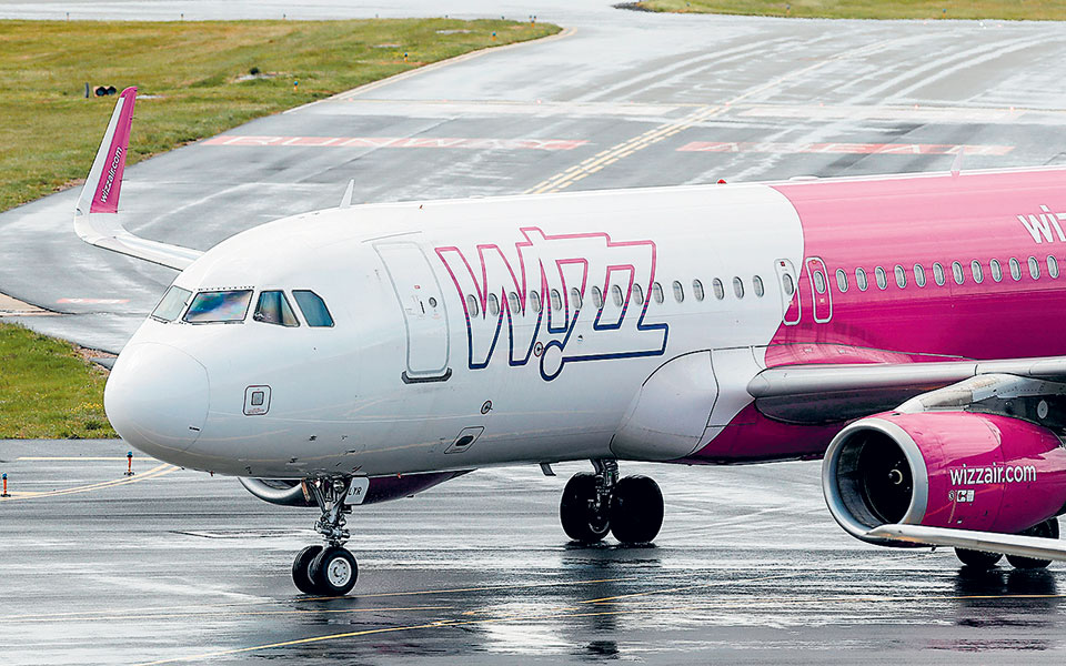 σε-θέση-μάχης-οι-αεροπορικές-για-την-επ-561495298