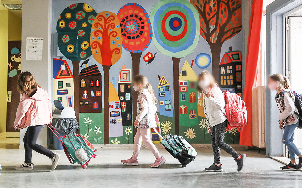 η-εξίσωση-αλλαγών-και-κορωνοϊού-561495769