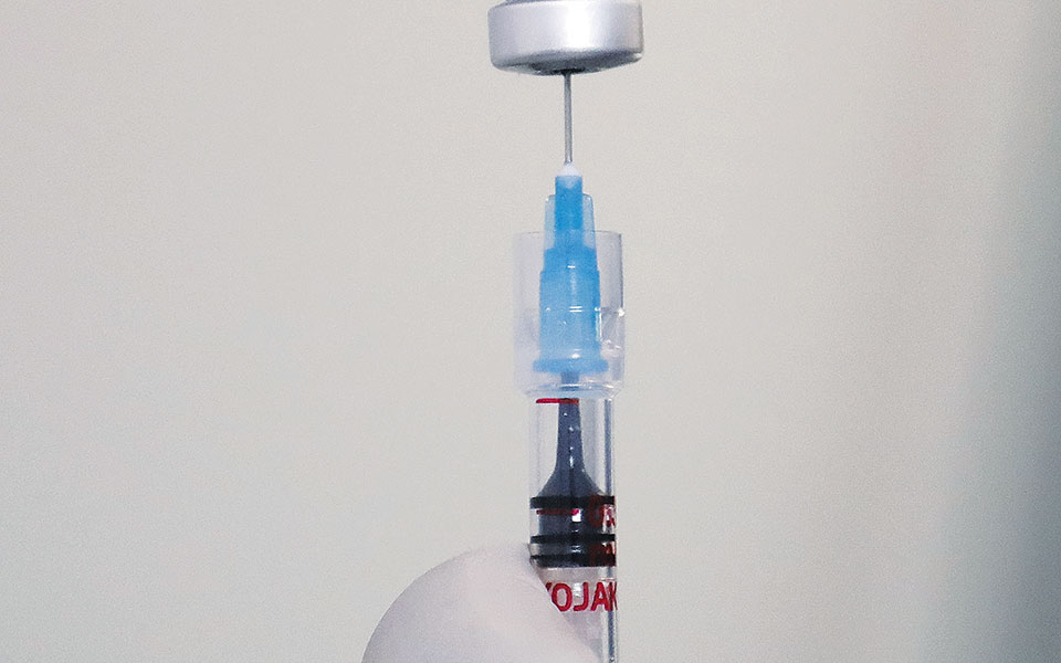 εμβόλια-για-όλο-τον-κόσμο-ζητάει-ο-μπάι-561499228