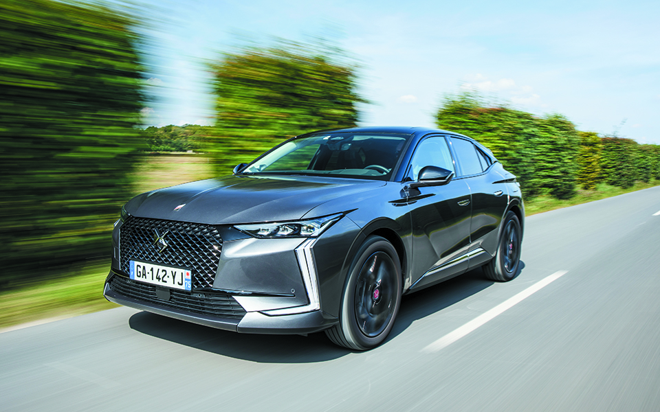 το-ds-4-είναι-ο-ορισμός-της-πολυτέλειας-561504373