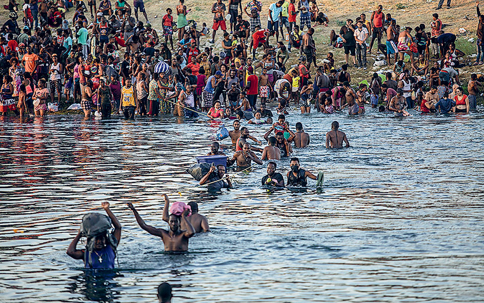 απελάσεις-εξπρές-από-μπάιντεν-561506176