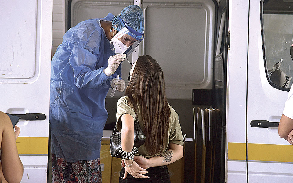 κορωνοϊός-σε-εγρήγορση-για-τη-βόρεια-ε-561510676