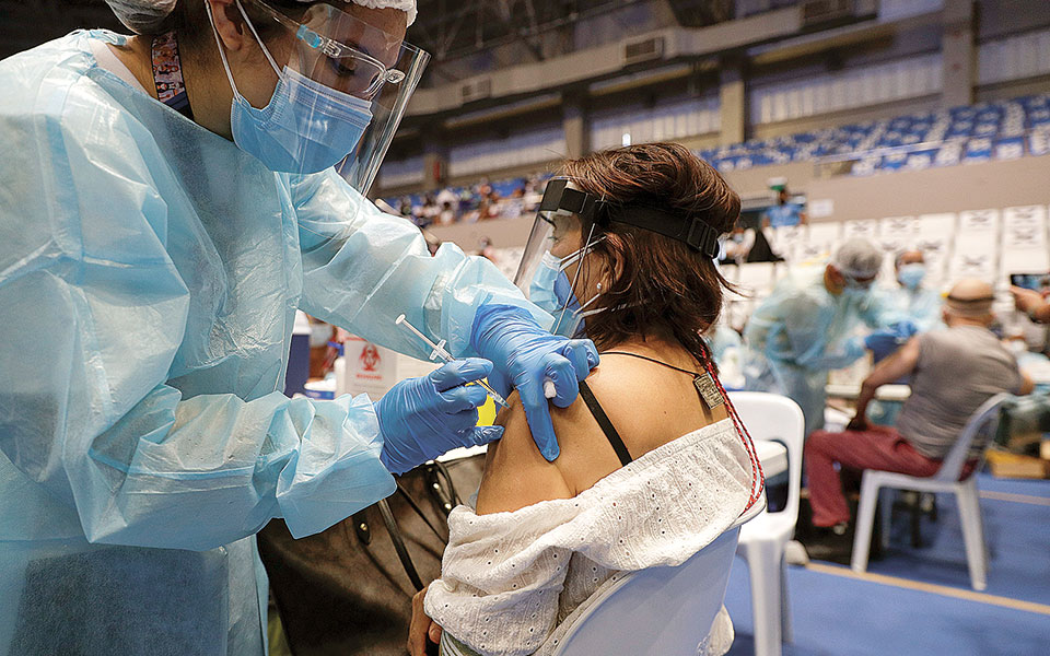 cdc-ενισχυτική-δόση-για-τους-άνω-των-65-561511939