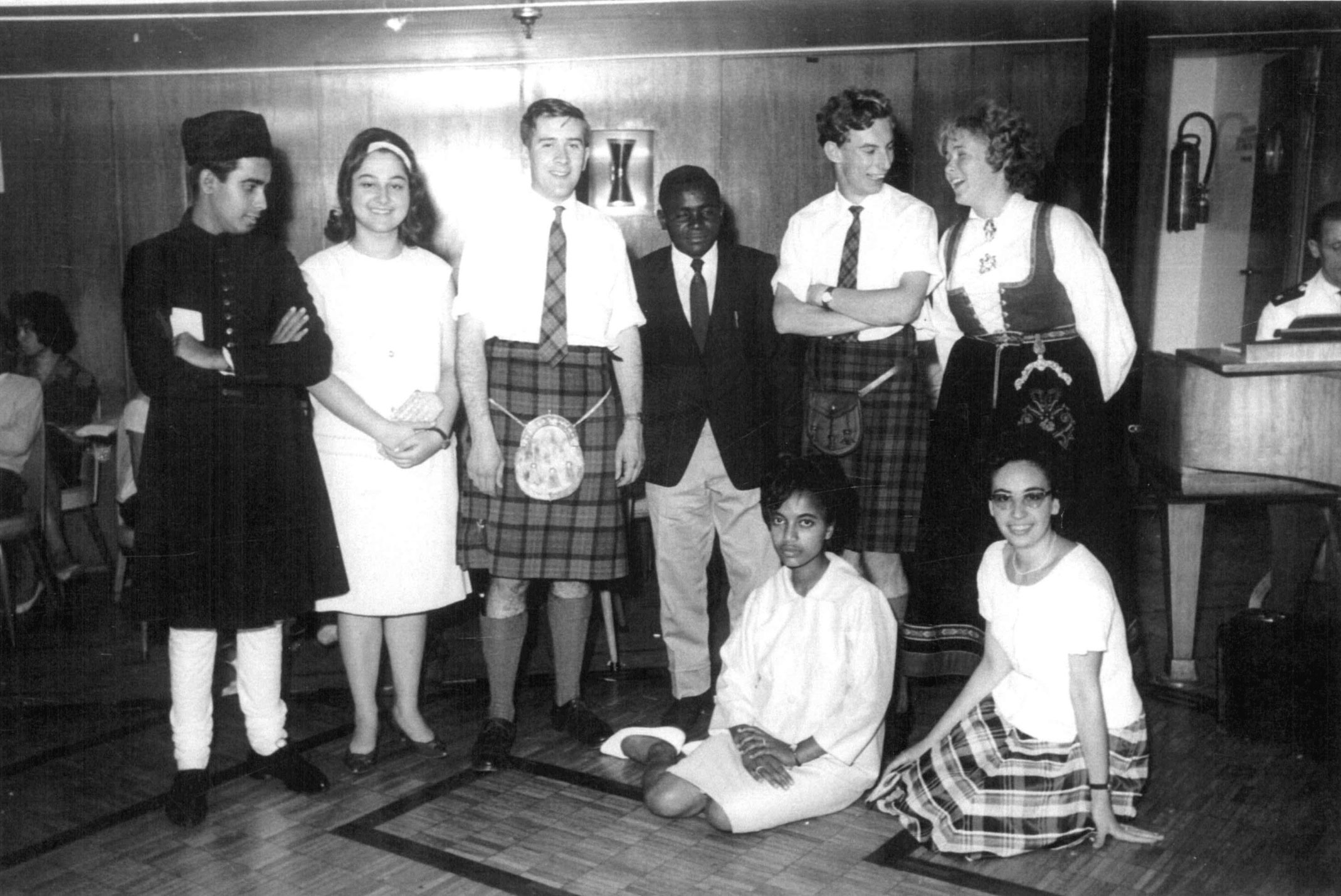 American Field Service: Ένα εισιτήριο σε μαθητές προς όλο τον κόσμο-1